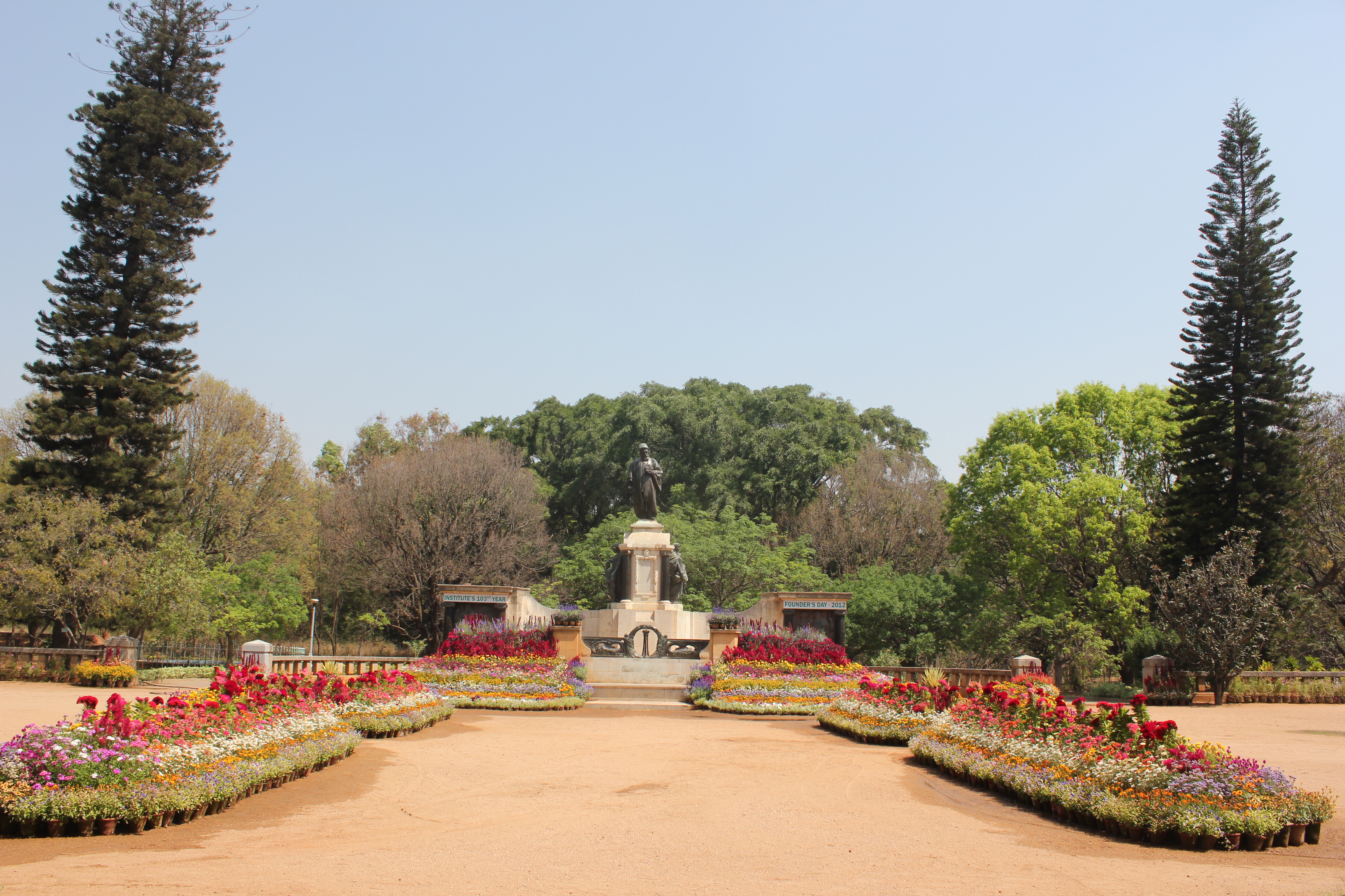 National Institute of Fashion Technology (NIFT)